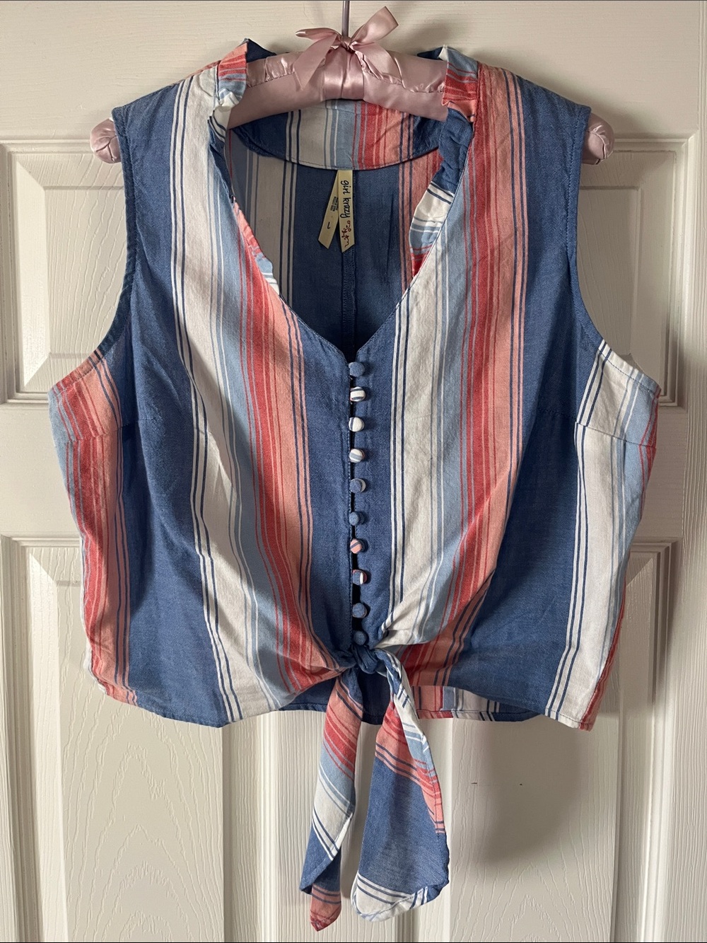 Girl Krazy Striped Button Down Tie-Front Crop Top. Women’s L